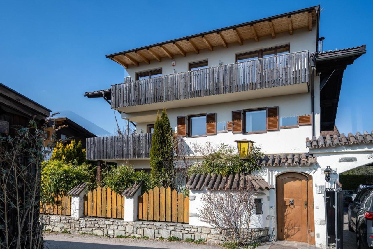 Charmed House Villa Fiumes Buitenkant foto